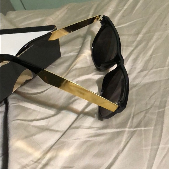 Sunglasses - Picture 1 of 2